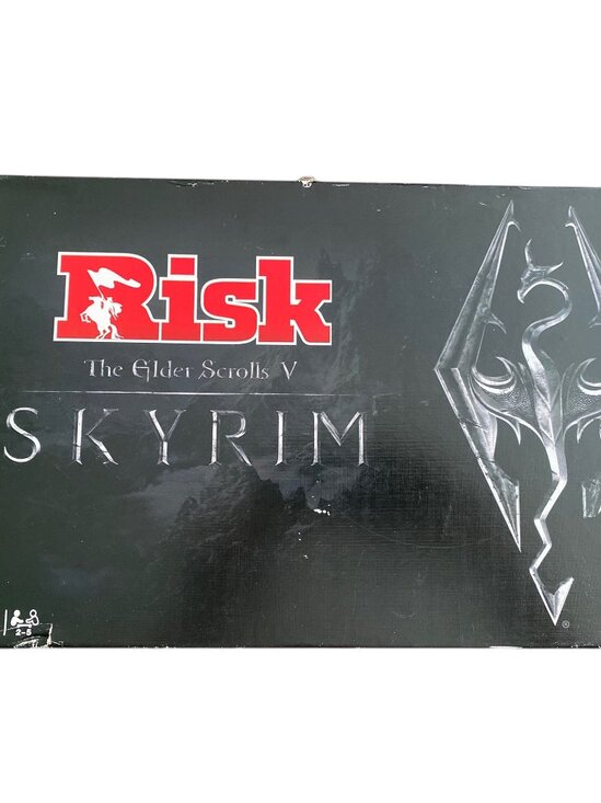 Risk The Elder Scrolls V Skyrim Board Game *READ* - Picture 1 of 16